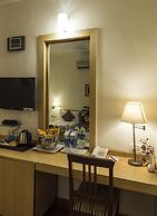 Phoenix Hotel