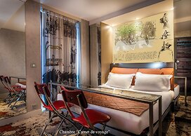 Apostrophe Hotel
