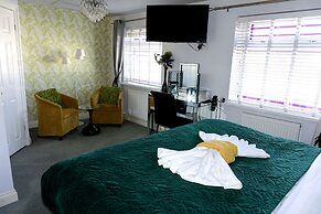 Kenley Hotel
