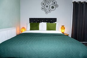 Kenley Hotel
