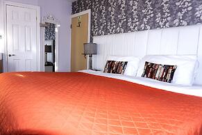 Kenley Hotel