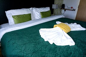 Kenley Hotel
