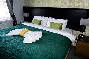 Kenley Hotel