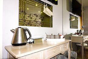 Kenley Hotel