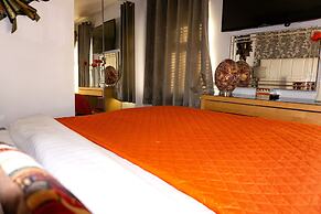 Kenley Hotel