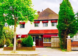 Oak Lodge Hotel