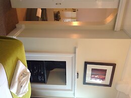 Oak Lodge Hotel