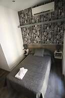 Hostal MH Fuencarral
