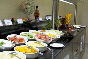 Al Khoory Hotel Apartments