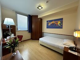 Euro Hotel