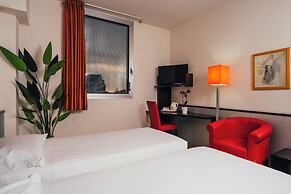 Euro Hotel