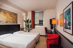 Euro Hotel