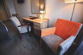 Westlodge Hotel