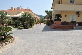 Hotel Damanse