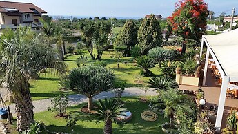 Hotel Damanse