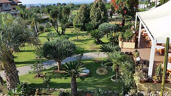 Hotel Damanse