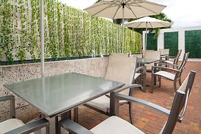 S Hotel Kingston