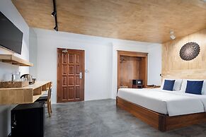 Pacific Hotel, Phnom Penh
