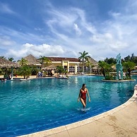 La Ensenada Beach Resort - All Inclusive