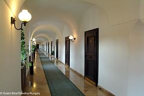 Klastrom Hotel