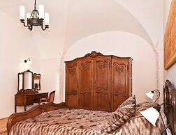 Klastrom Hotel