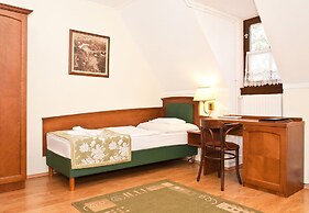 Klastrom Hotel