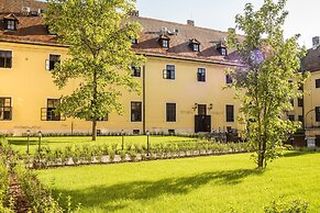 Klastrom Hotel