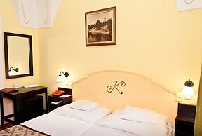 Klastrom Hotel