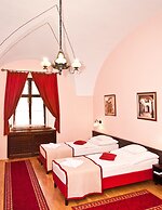 Klastrom Hotel