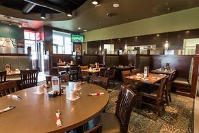 Days Inn & Suites by Wyndham Edmonton Airport