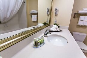 Days Inn & Suites by Wyndham Edmonton Airport