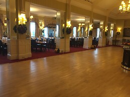 The Clifton Hotel