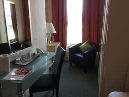 The Clifton Hotel