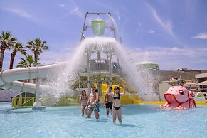 Arina Beach Resort