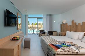 Arina Beach Resort