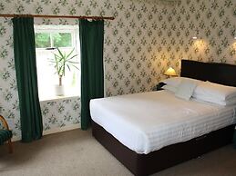 Woodhill House