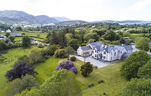 Woodhill House