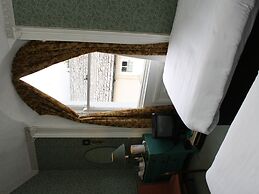 Woodhill House