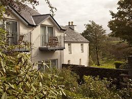 Woodhill House