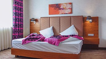 Airport Global Hotel