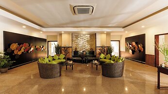 Diamond Bay Resort and Spa