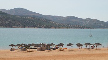 Hotel Caserio de Iznajar