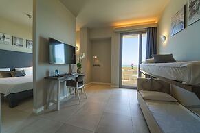 Nautilus Family Hotel