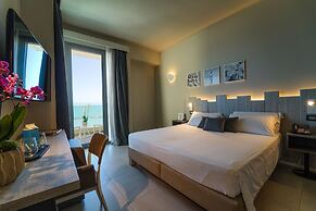 Nautilus Family Hotel