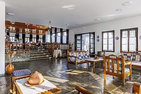 Hotel Dionyssos