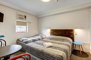 Arena Hotel