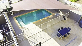 Gladstone Downtown Central Apartment Hotel