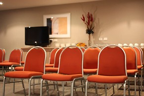 Gladstone Downtown Central Apartment Hotel