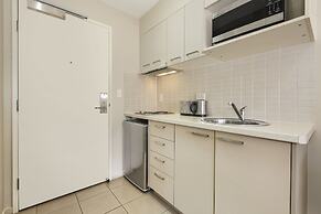 Gladstone Downtown Central Apartment Hotel
