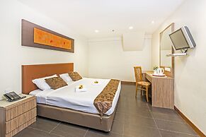 Hotel 81 Tristar